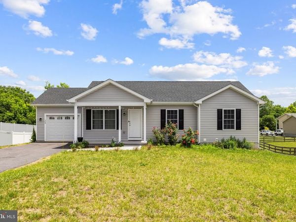 300 HANNAH LANE, BUNKER HILL, WV 25413