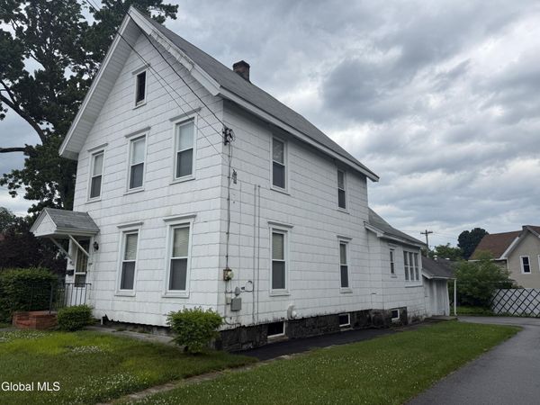 94 West Street, Gloversville, NY 12078