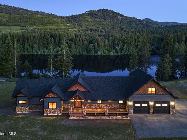 4450 Dufort Rd , Sagle, ID 83860