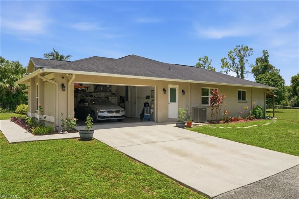 1140 22nd Ave Ne, Naples, FL 34120 Photo