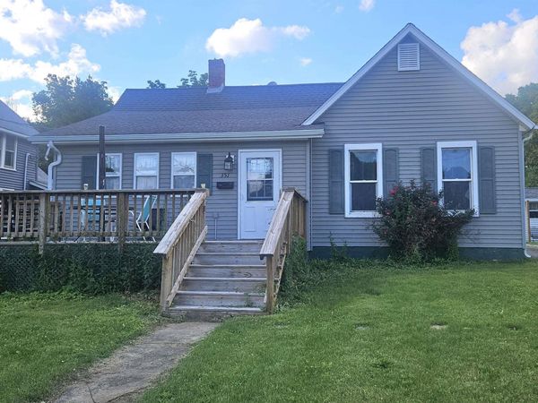 351 W WALNUT Street, Canton, IL 61520