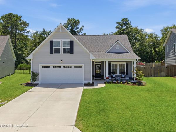 188 W Weatherbee Way , Hampstead, NC 28443