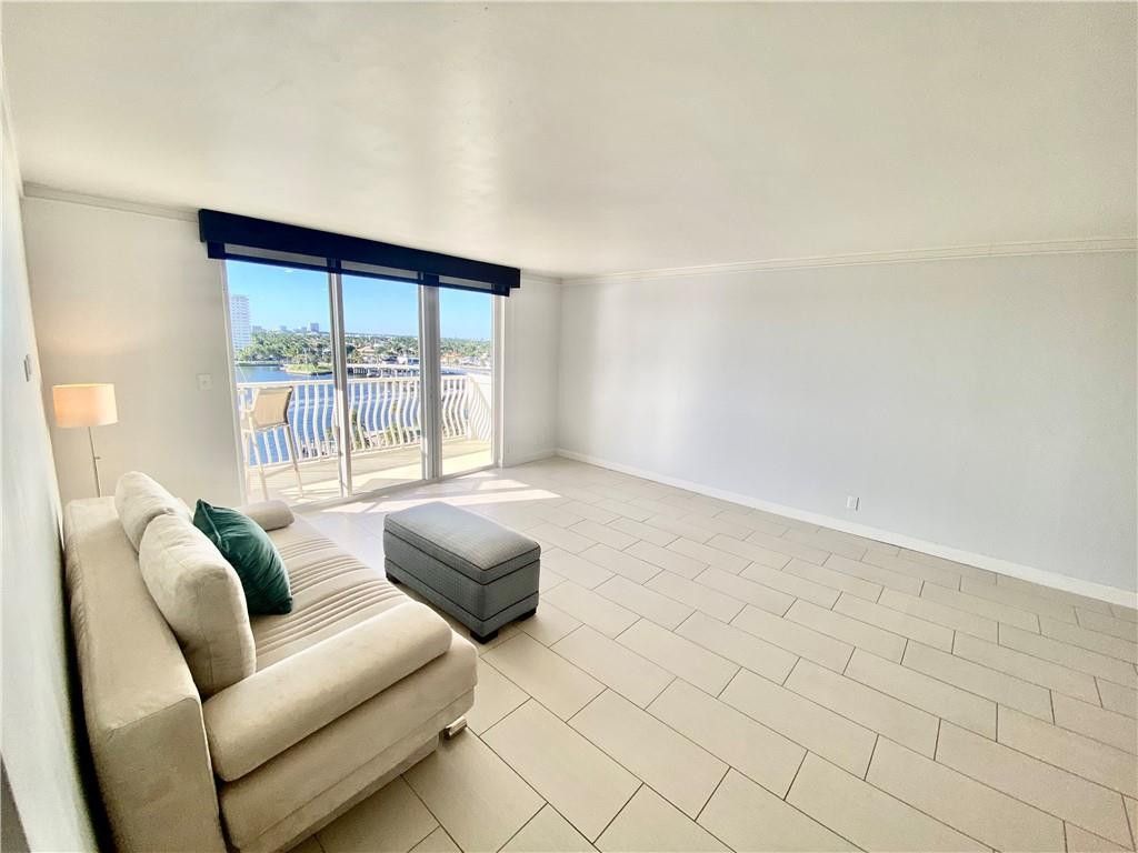 1 Las Olas Circle, Unit 905, Fort Lauderdale, FL 33316 Photo