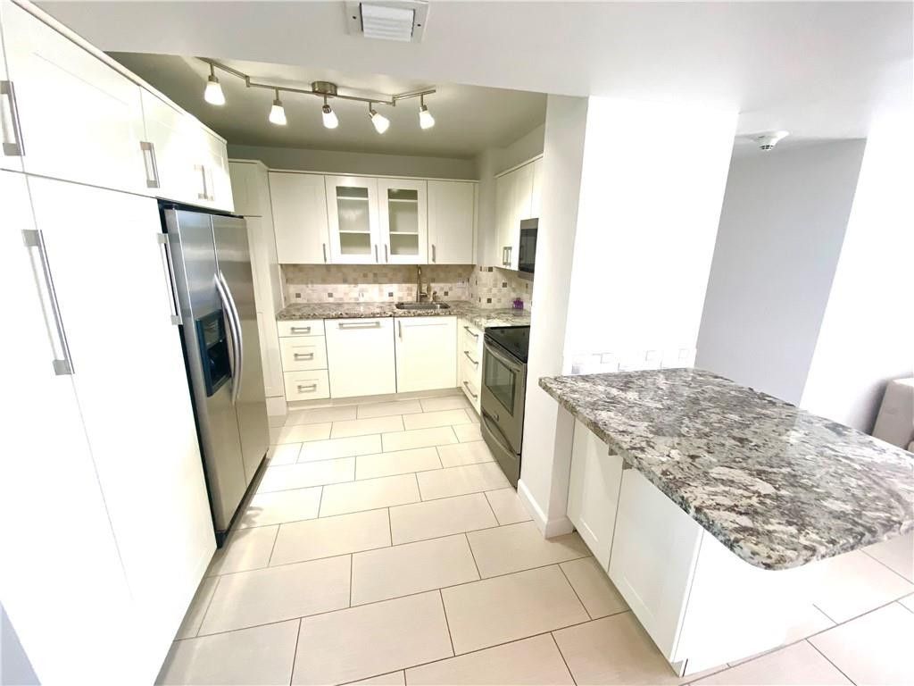 1 Las Olas Circle, Unit 905, Fort Lauderdale, FL 33316 Photo