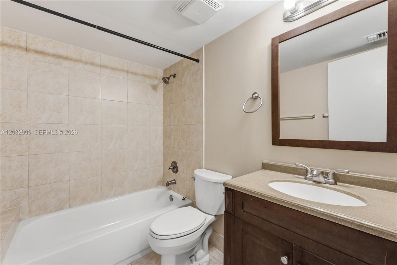 13280 SW 88th Ln, Unit 103B, Miami, FL 33186 Photo