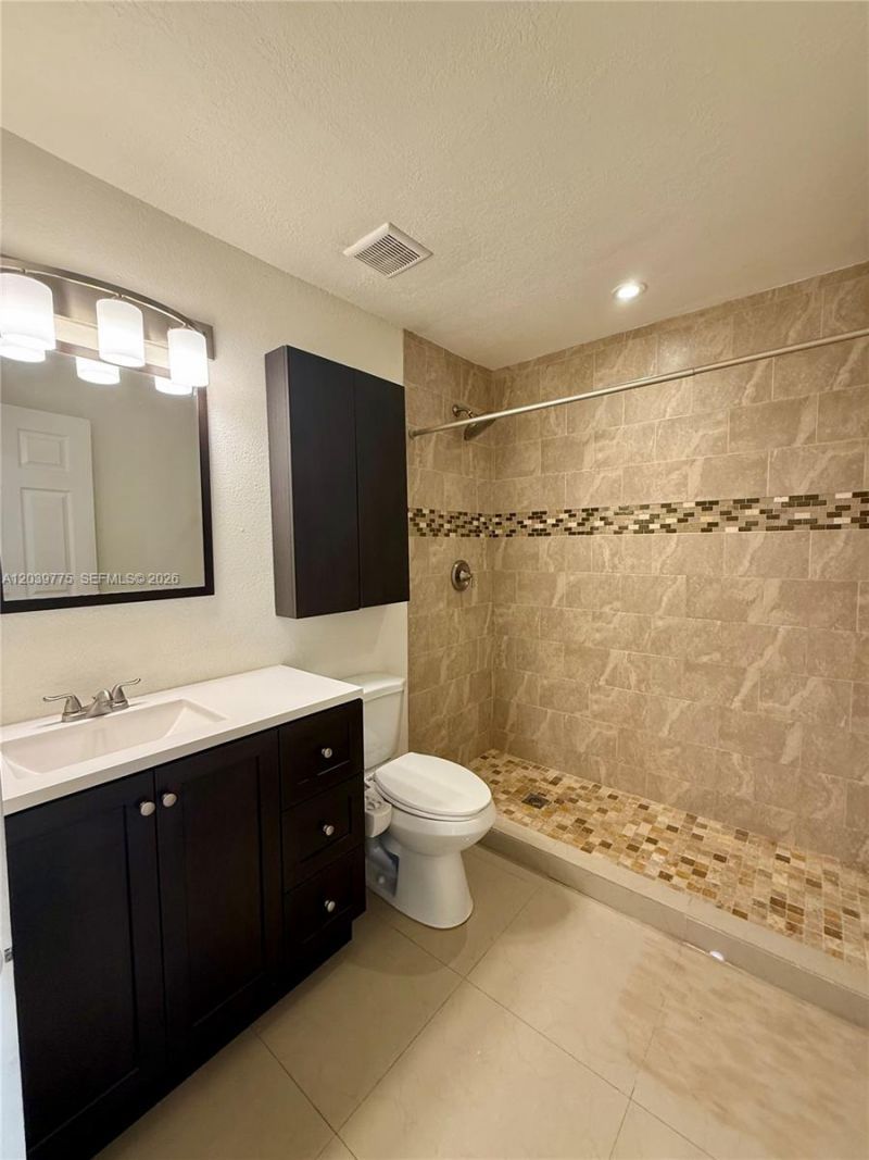4456 SW 10th St , Miami, FL 33134 Photo