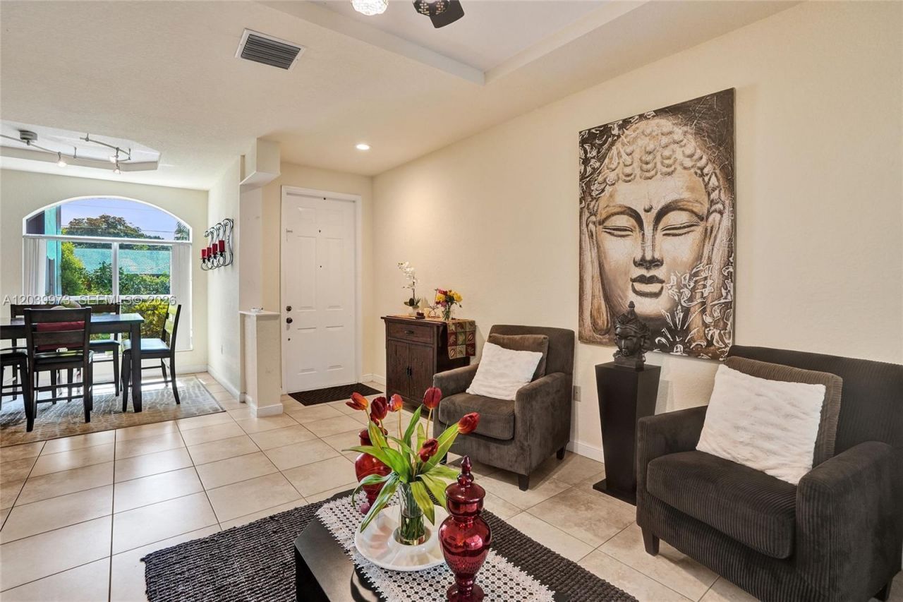 2151 NW 121st Ave , Plantation, FL 33323 Photo