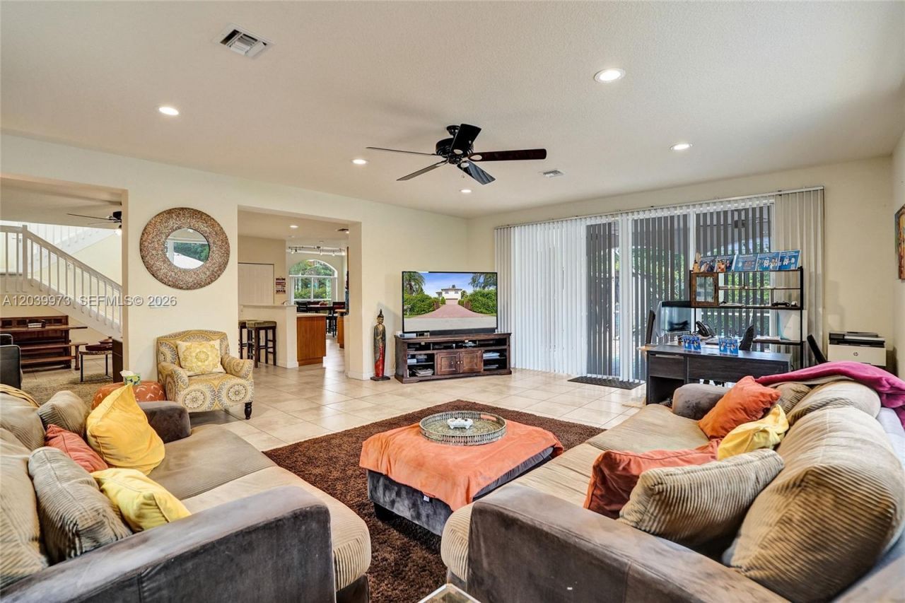 2151 NW 121st Ave , Plantation, FL 33323 Photo