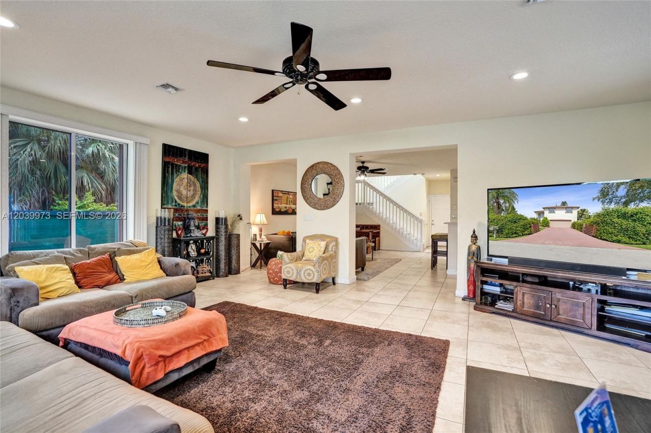 2151 NW 121st Ave , Plantation, FL 33323 Photo