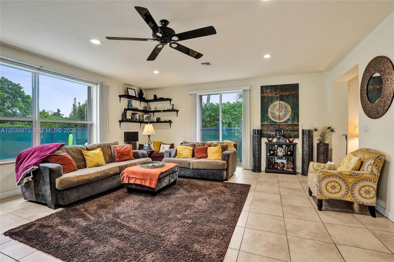 2151 NW 121st Ave , Plantation, FL 33323 Photo