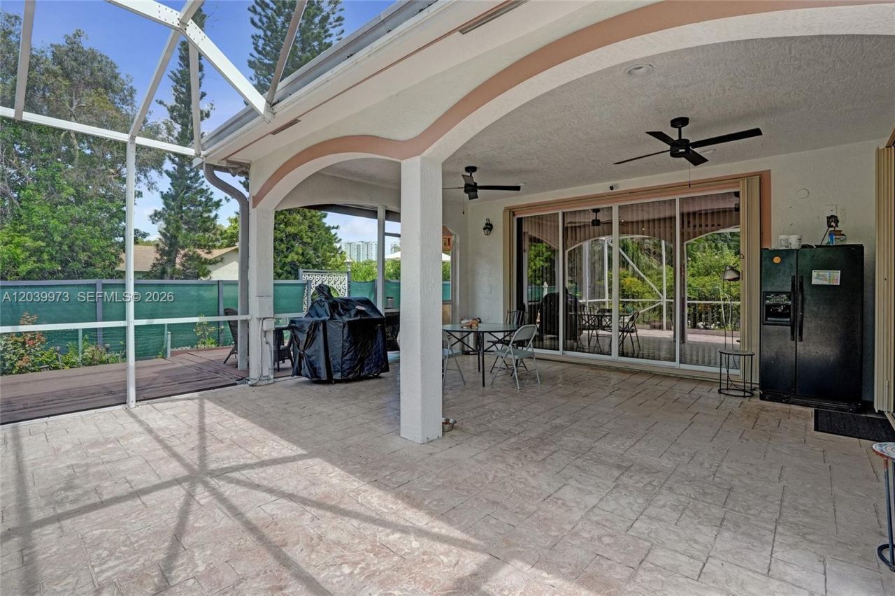 2151 NW 121st Ave, Plantation, FL 33323 Photo