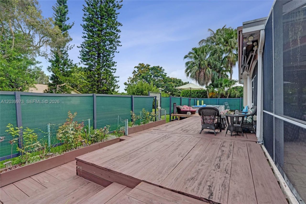 2151 NW 121st Ave , Plantation, FL 33323 Photo