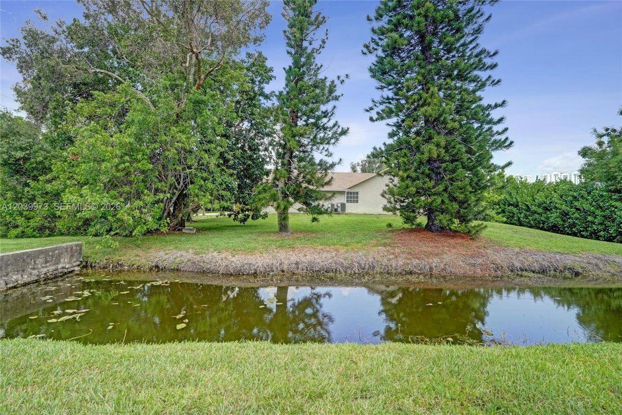 2151 NW 121st Ave , Plantation, FL 33323 Photo
