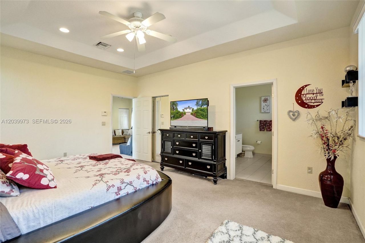2151 NW 121st Ave, Plantation, FL 33323 Photo