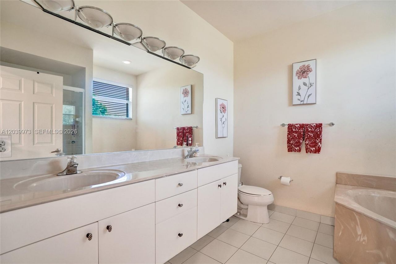 2151 NW 121st Ave , Plantation, FL 33323 Photo