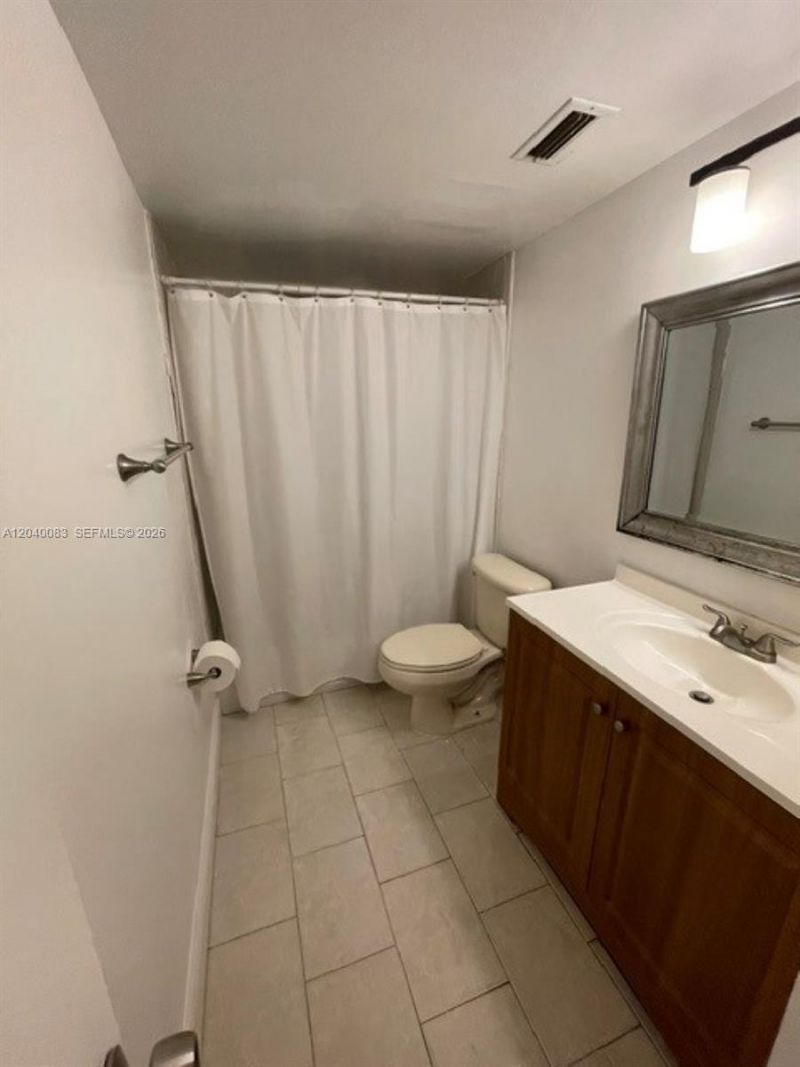 8103 Camino Real, Unit C-108, Miami, FL 33143 Photo