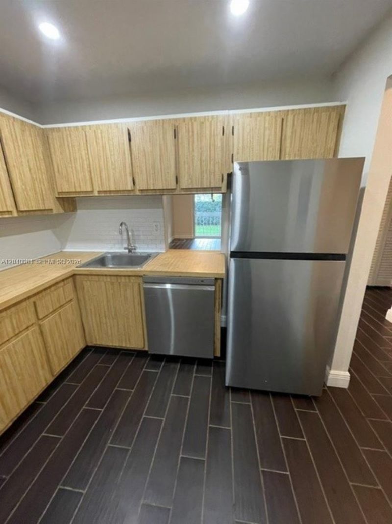8103 Camino Real, Unit C-108, Miami, FL 33143 Photo
