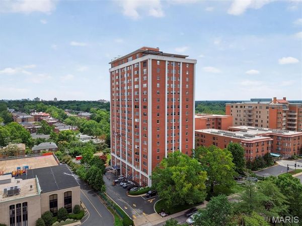 710 S Hanley Road , Unit 10A, Clayton, MO 63105