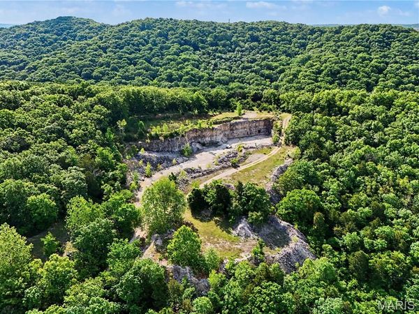 640 Johnson Road, Festus, MO 63028