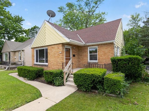 7107 W Beckett AVENUE, Milwaukee, WI 53216