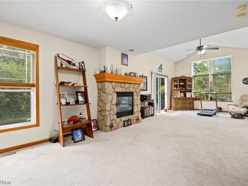 807 Timberlake Trail Drive, Brunswick, OH 44212 Photo 6