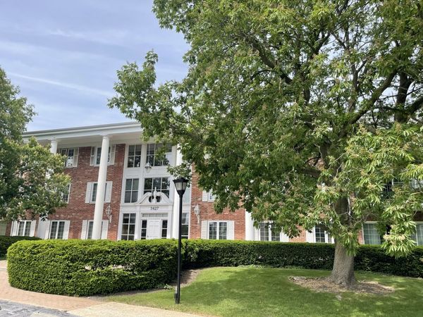 3427 Vollmer Road , Unit 109, Flossmoor, IL 60422