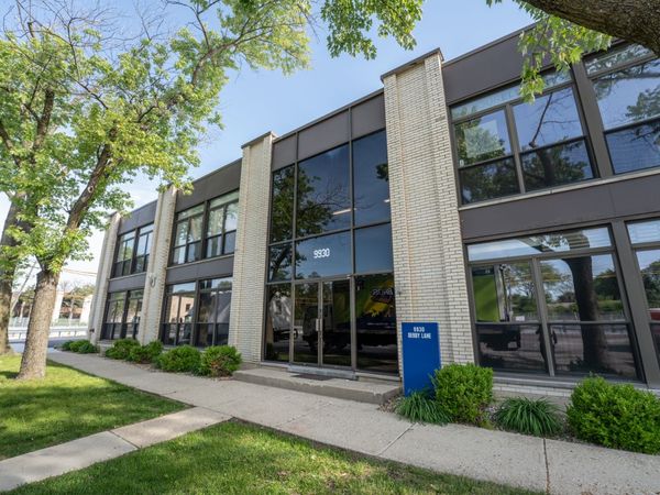 9930 Derby Lane , Westchester, IL 60154