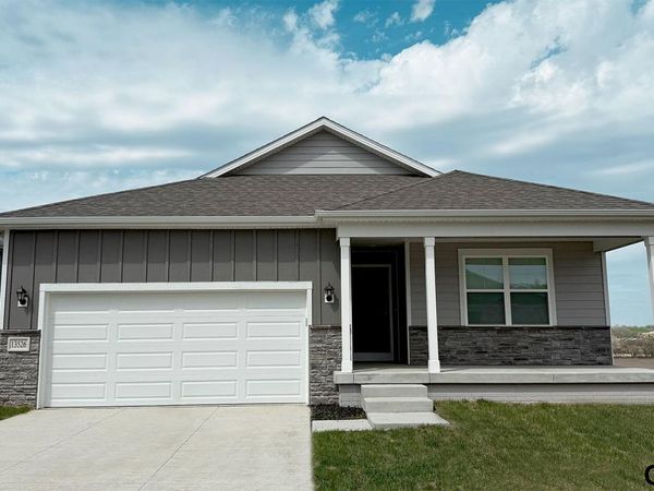 6516 N 187th Street, Elkhorn, NE 68022