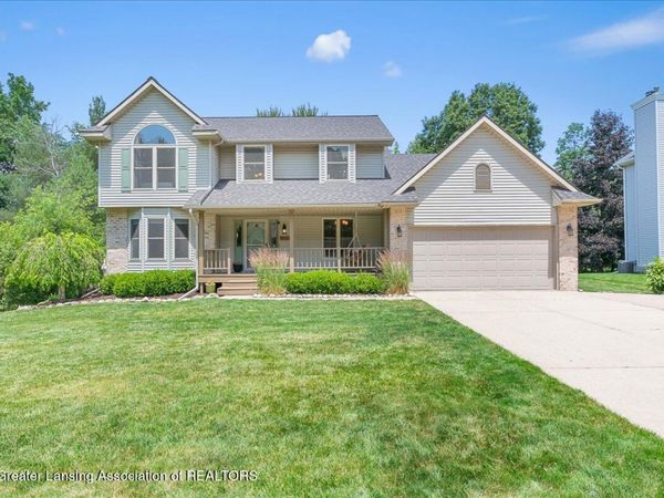 3910 Bayberry Lane, Lansing, MI 48911
