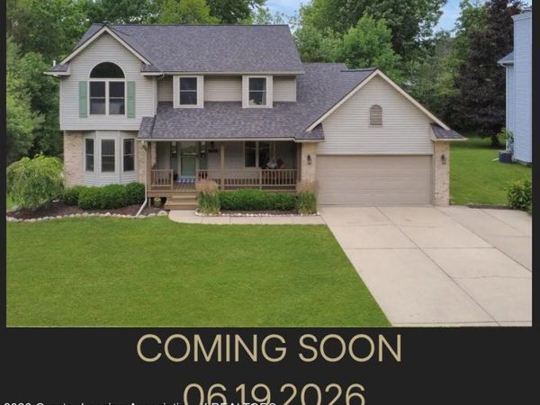 3910 Bayberry Lane, Lansing, MI 48911