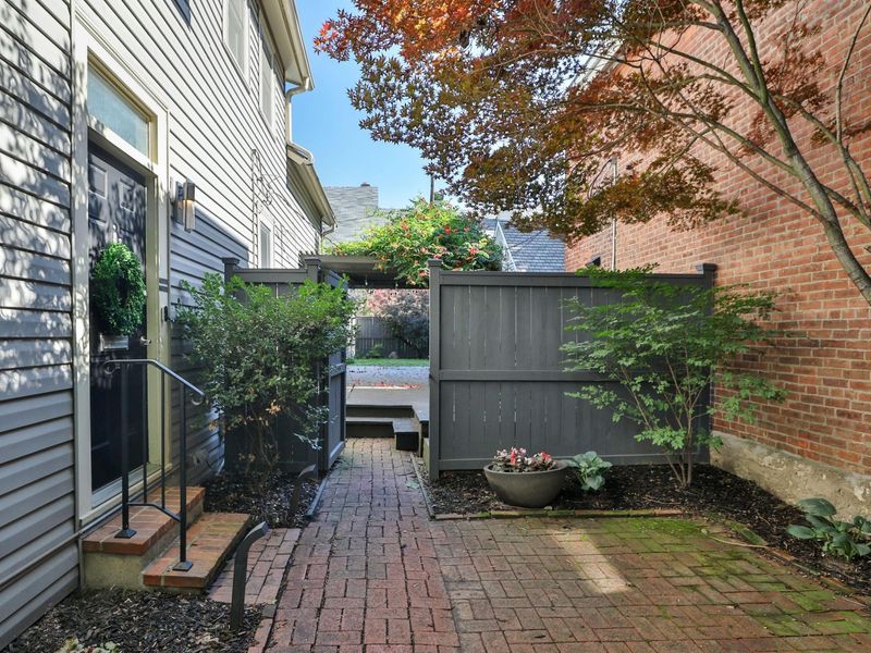 256 Lansing Street, Columbus, OH 43206 Photo 4