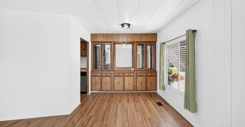 10035 Mills Station #136, Sacramento, CA 95827 Photo