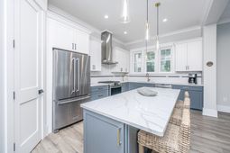3635 Pandora Drive photo 4