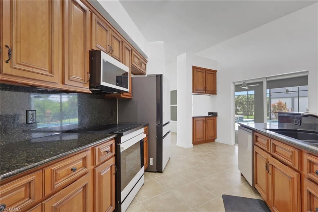 1330 11th St Sw, Naples, FL 34117 Photo