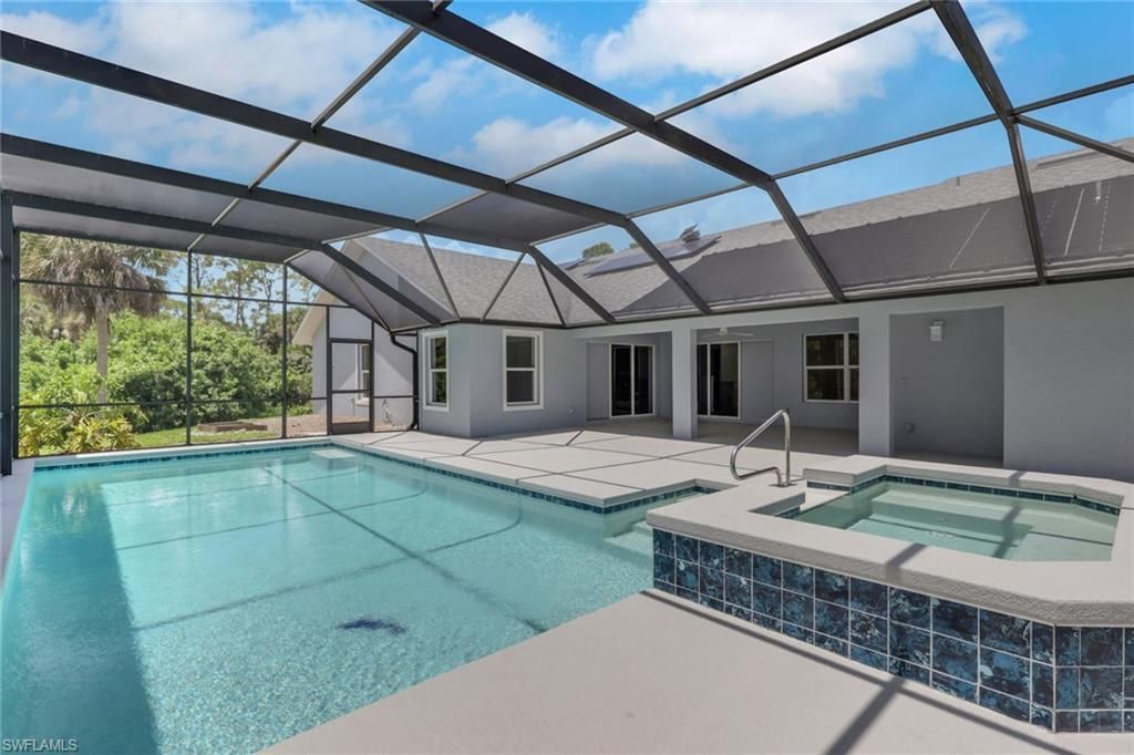 1330 11th St Sw, Naples, FL 34117 Photo