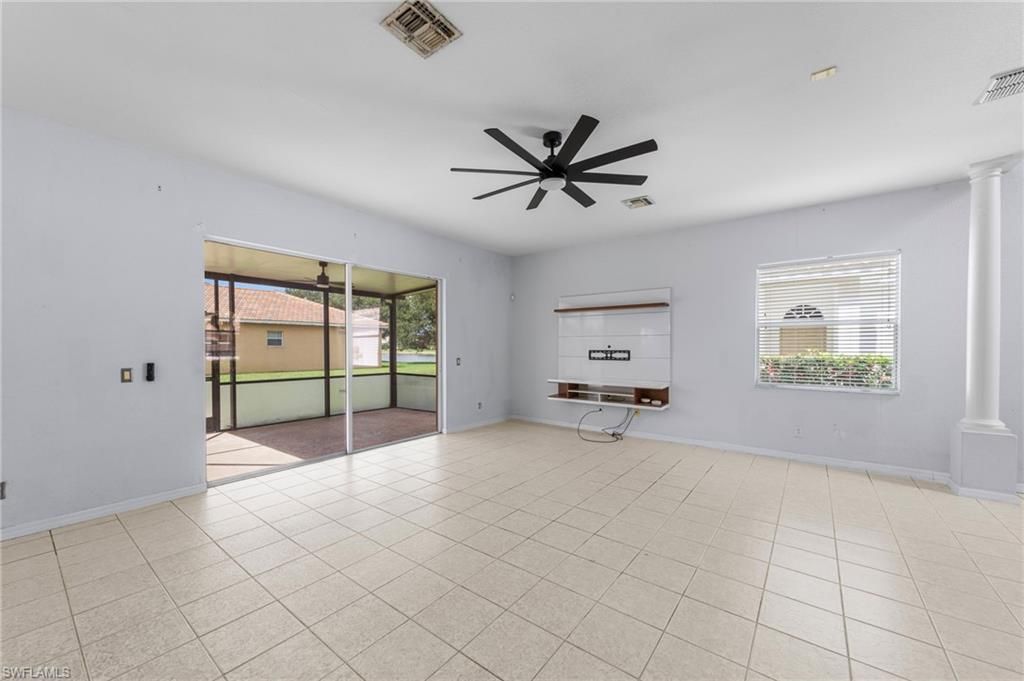 2727 Blue Cypress Lake Ct, Cape Coral, FL 33909 Photo