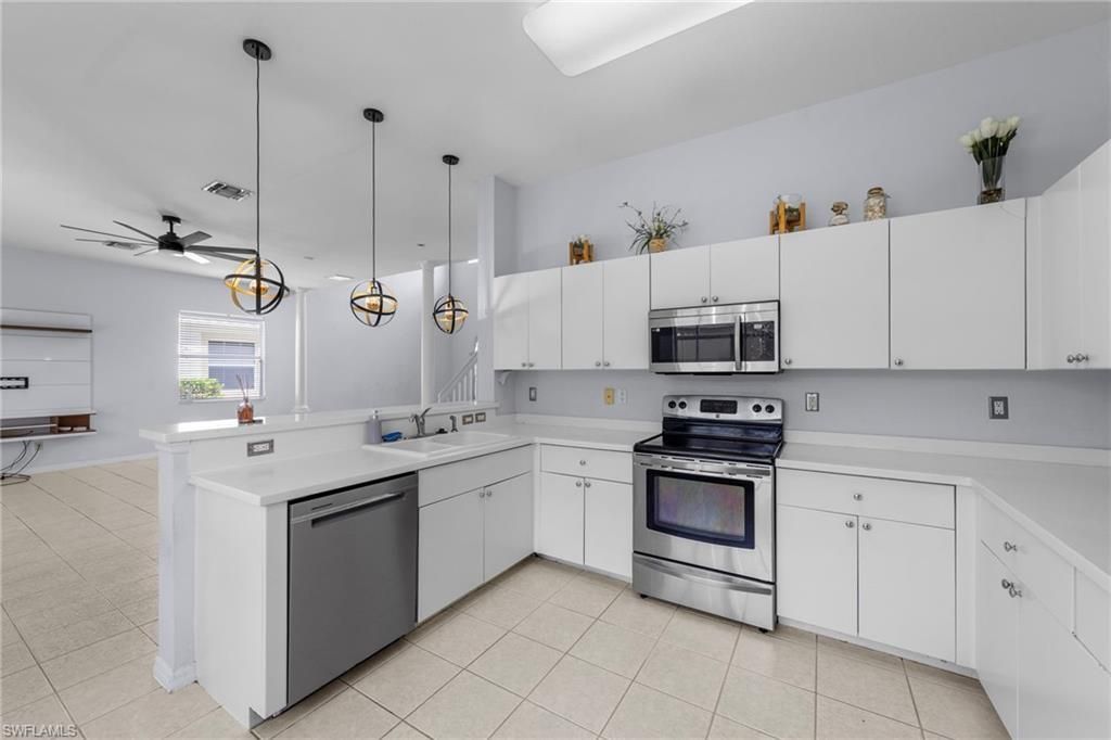 2727 Blue Cypress Lake Ct, Cape Coral, FL 33909 Photo