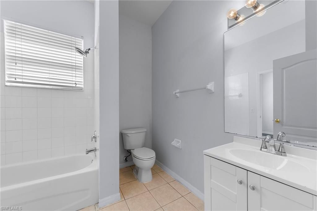 2727 Blue Cypress Lake Ct, Cape Coral, FL 33909 Photo
