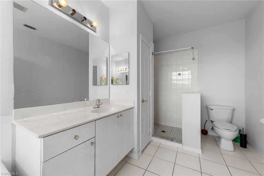 2727 Blue Cypress Lake Ct, Cape Coral, FL 33909 Photo
