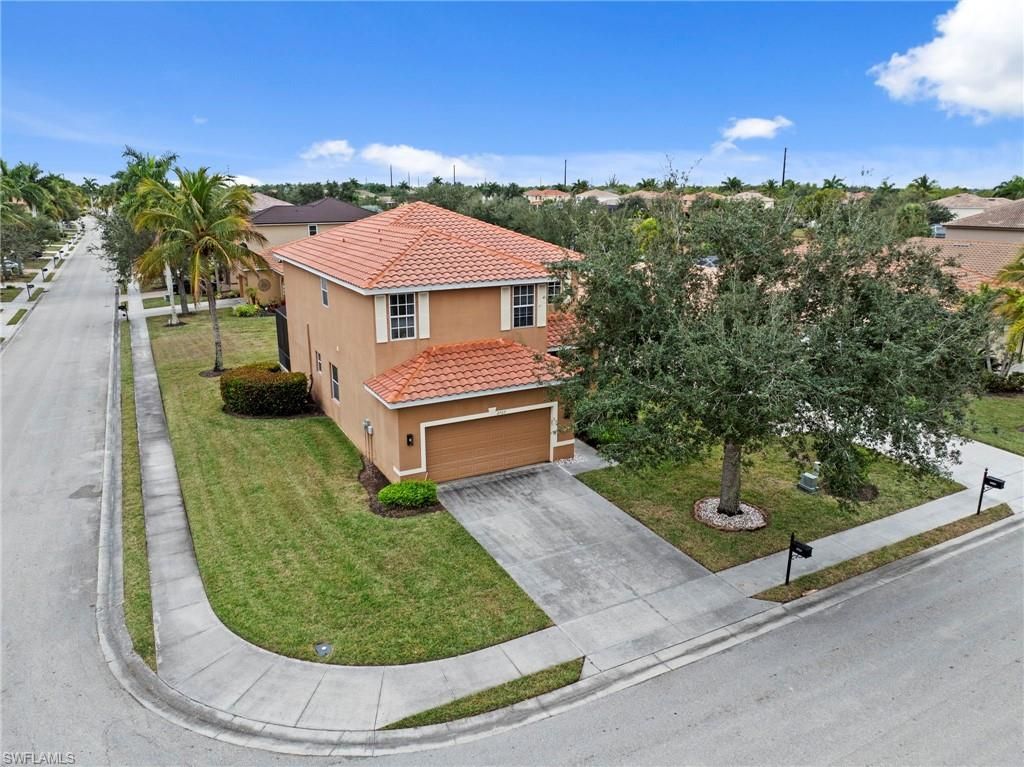 2727 Blue Cypress Lake Ct, Cape Coral, FL 33909 Photo