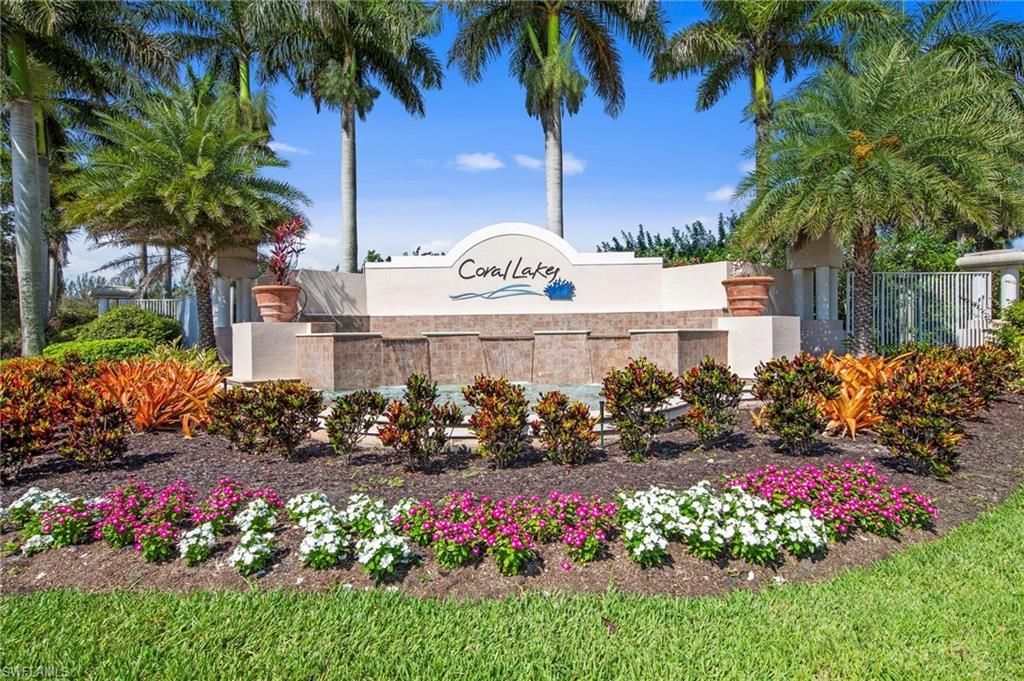 2727 Blue Cypress Lake Ct, Cape Coral, FL 33909 Photo