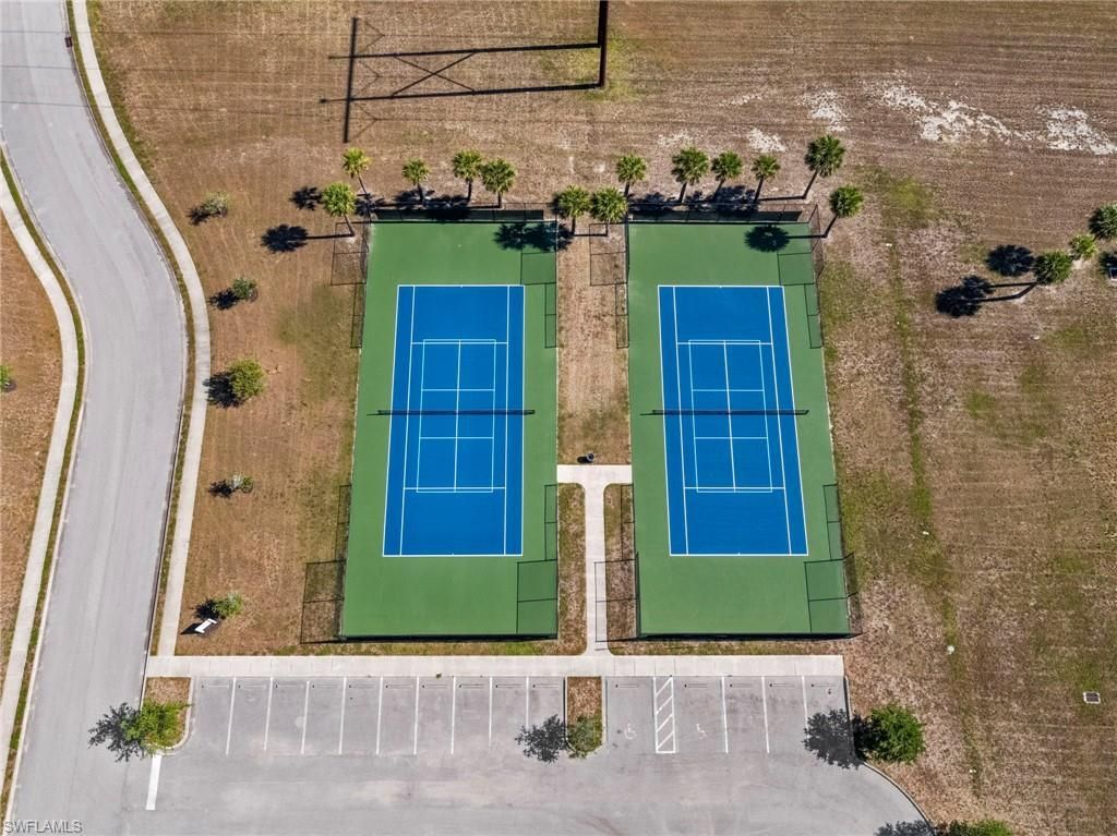 2727 Blue Cypress Lake Ct, Cape Coral, FL 33909 Photo