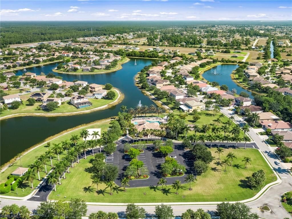 2727 Blue Cypress Lake Ct, Cape Coral, FL 33909 Photo