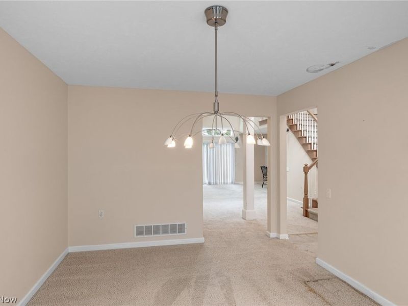477 Cranleigh Court, Richmond Heights, OH 44143 Photo 8