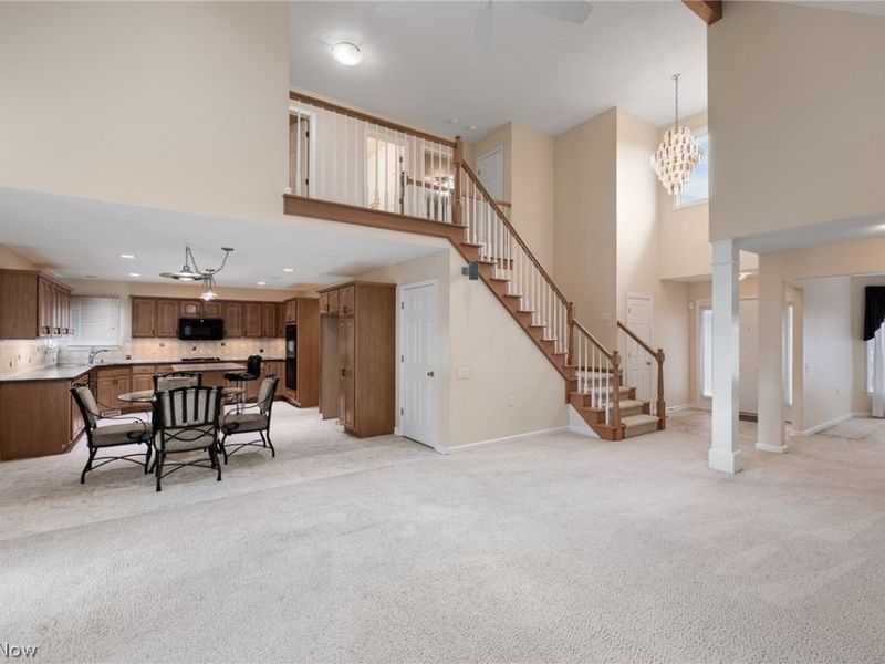 477 Cranleigh Court, Richmond Heights, OH 44143 Photo 9