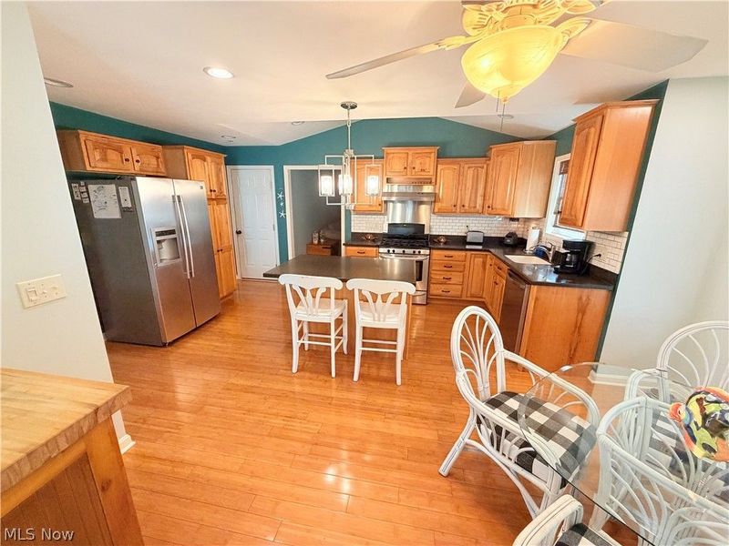35975 Matoma Boulevard, Eastlake, OH 44095 Photo 14