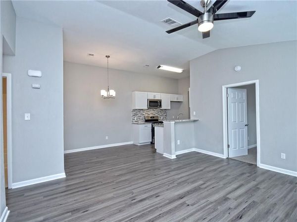 2302 Fuzz Fairway, Unit B, Austin, TX 78728
