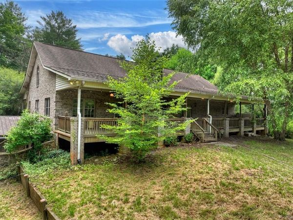 95 Laughing Bird Lane , Ellijay, GA 30536