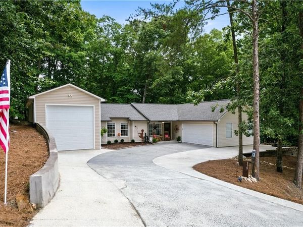 113 Eagle Heart Court, Waleska, GA 30183