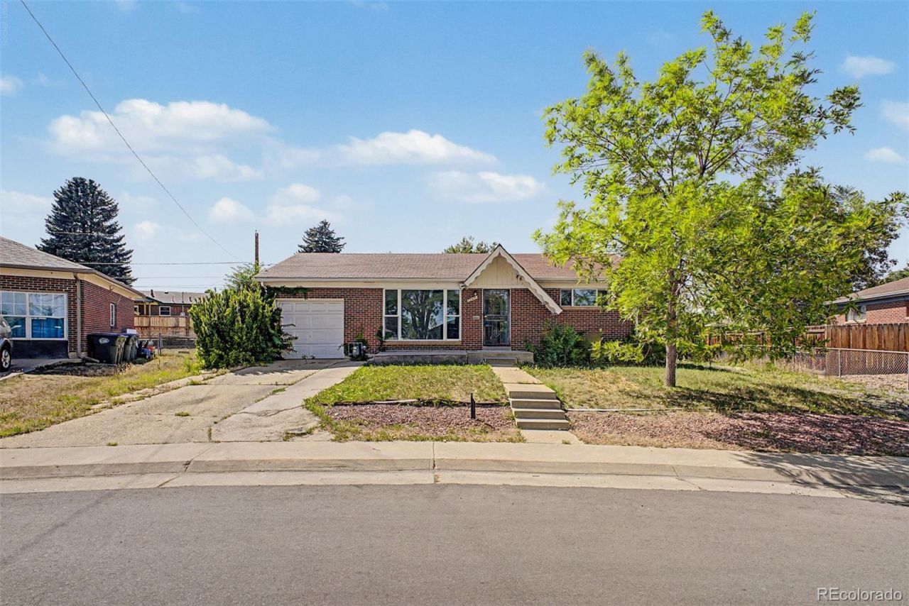 10693 Loren Lane, Denver, CO 80233 Main Photo